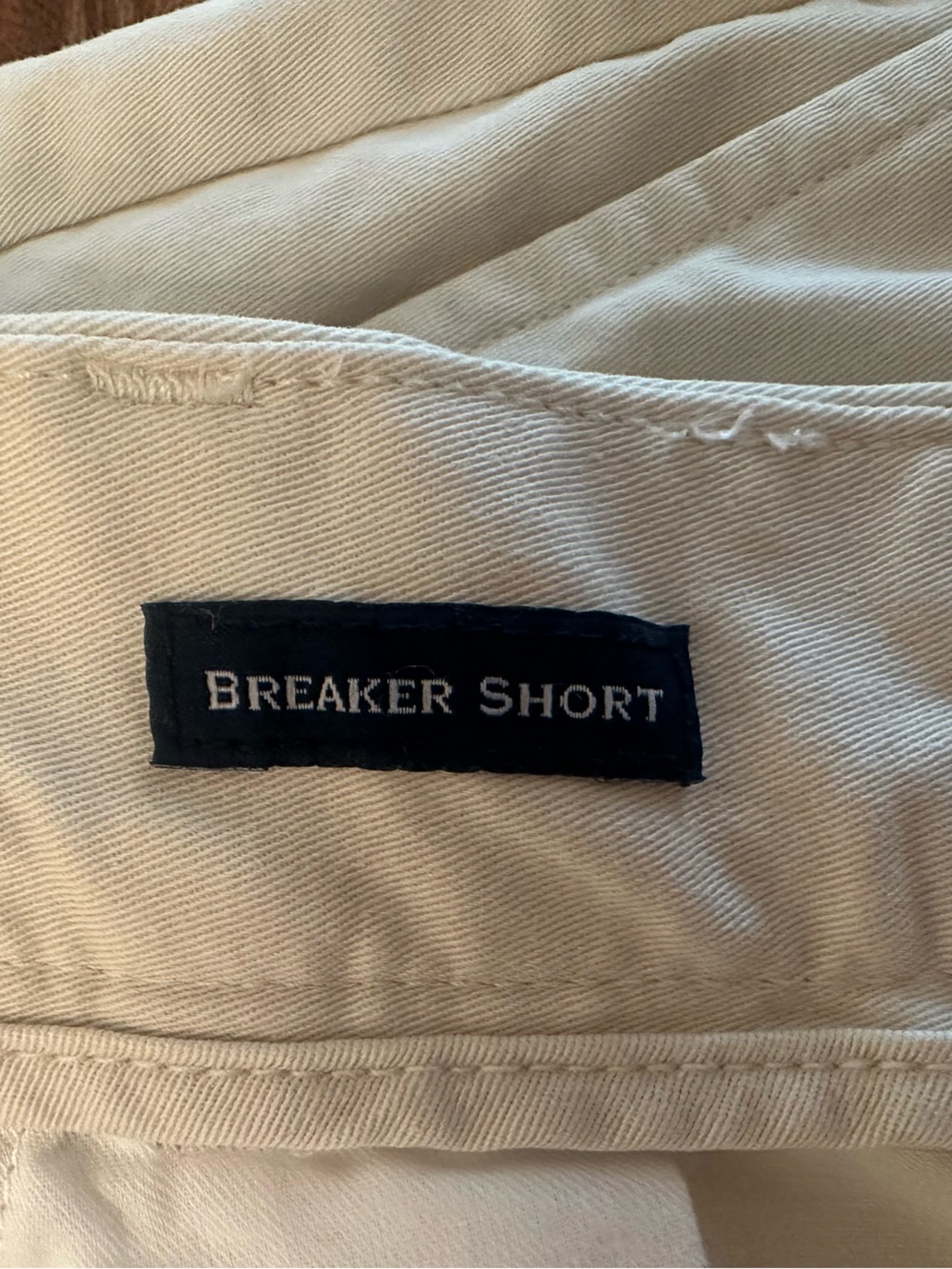 Vineyard Vines Breaker Shorts Men's
| Size: 32| Khaki Stone Flat Front NWOT - Picture 8 of 15